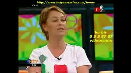 Hulya Avsar Ve Zehra