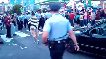 Полицай удря жена в Филаделфия