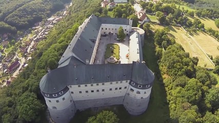 Крепост Червени Камен Словакия