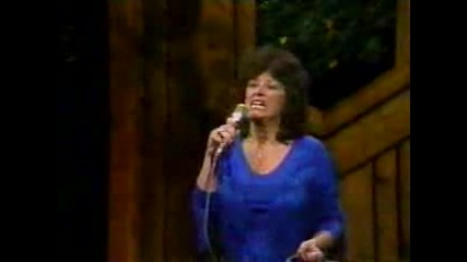 Leona Williams - Cryinmy heart out over you. 