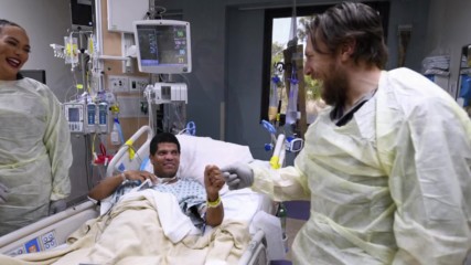 WWE Superstars visits U.S. servicemembers stationed at Naval Base San Diego and Naval Air Station North Island: WWE Trib