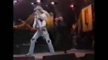 Guns n' Roses - Down on the farm (live)