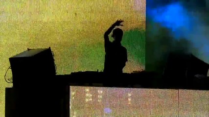 Avicii - Seek Bromance + Hey Brother, Hey Sister _ Live E-music, Rio (brazil)