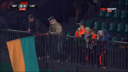 Дечев помогна на Йонсен да отбележи за 3:0
