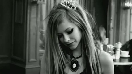 Премиера!avril Lavigne - Smile (официално видео)