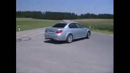 Bmw M5 E60 V10 launch and drifting 