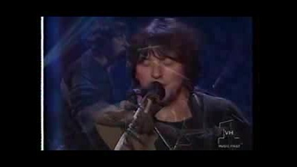 Bon Jovi - Bridge Over Troubled Water