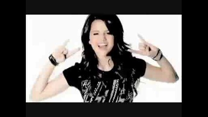 Selena *dynamite*