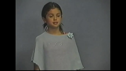 Selena Gomez & The Scene - Girl Meets World (episode 1) 