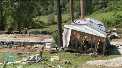 Mud, Rain, Debris, Hamper Search for Kentucky Flood Victims