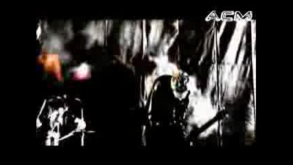 Skillet - Whispers In The Dark