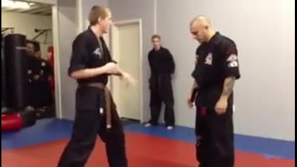 [смях] Чакай, чакай... Gangnam Style