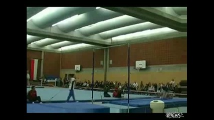 Пребиване На Гимнастик!