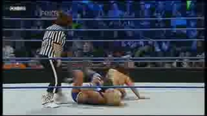 Michelle Mccool vs Mickie James - Womens Championship