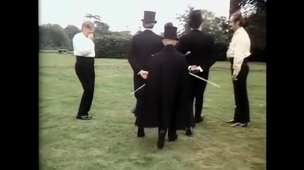 The Benny Hill Show - S06е01 - Gavin Blod: The Man and His Music (08.01.1975)