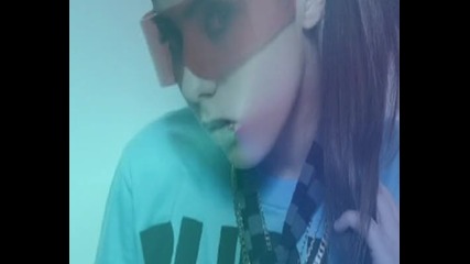 [] L A D Y - S . O . V []