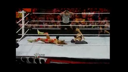 Wwe Raw 7.3.2011. - Eve Torres Vs Nikke Bela