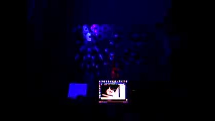 Magnat B30 and Red Light 
