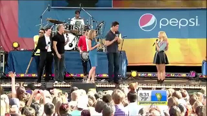 Demi Lovato - Give Your Heart A Break (good Morning America 2012)