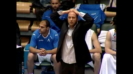 Папазов остави треньорството, взима ръководен пост в Левски