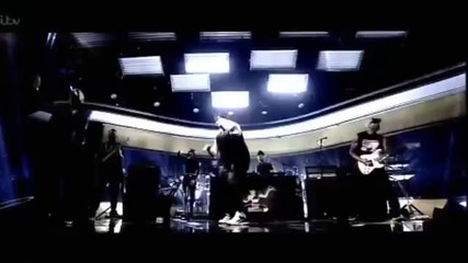 Eminem - Berzerk { Live from Johnatan Ross Show} (16.11.2014)