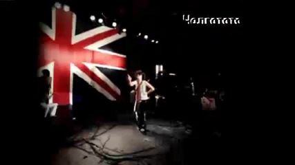 Maroon 5 ft. Christina Aguilera - Moves Like Jagger ( Official Music Video )
