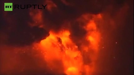 Rare Volcanic Lightning Bolts During Calbuco Volcano Eruption