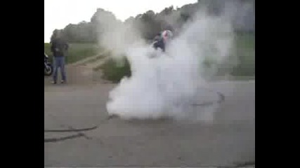 Yamaha Yzf - R6 Burnout