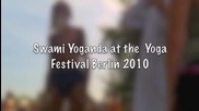 100 годишния йога-учител Свами Йогананда