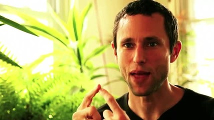 Свещената икономика с Чарлс Айзенщайн