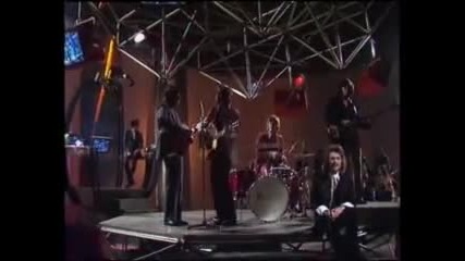 The Hollies - Too Young To Be Married 