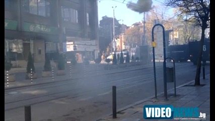 София стана военна зона, екшън и бомби на Попа (ексклузивни кадри Videonews.bg)