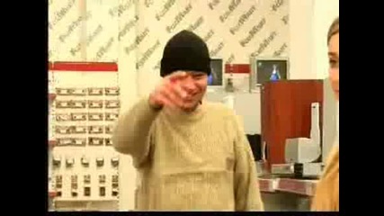 Скрита Камера - Маце Без Пола ! : - )