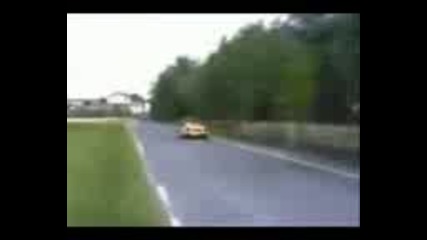 Ferrari Vs. Lamborghini Така Се Карат