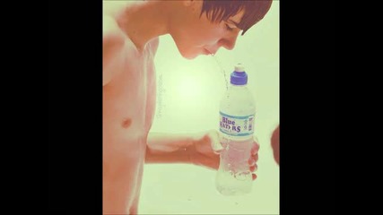 Justin Bieber - Kiss _ Tell