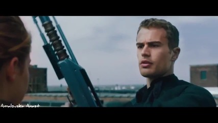 Divergent (2014) - Tris Prior- Fire starter