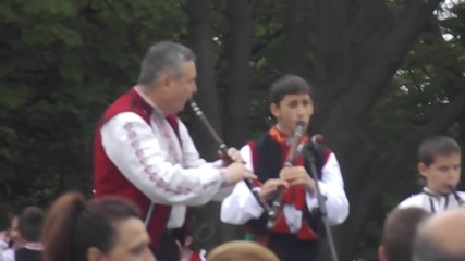 Nikolai Doktorov Teodosi Ivanov and classmates Николай Докторов Теодоси Иванов и съученици