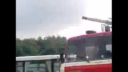 Az p0JarNiKaRq