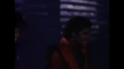 Michael Jackson - Thriller (official Music Video)