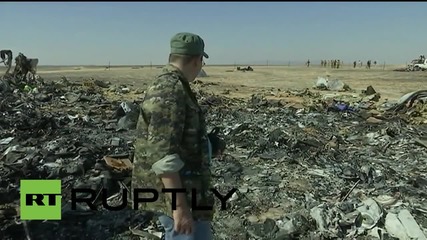 Egypt: Investigators recover personal belongings from crash site