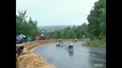 падане