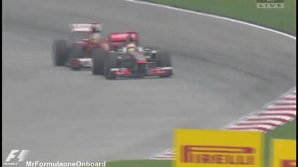 Formula1 2011 Malaysian Gp удар между Алонсо и Хамилтън 