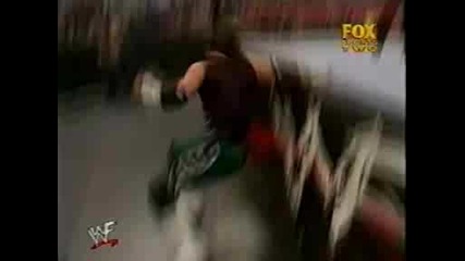 Christian vs Hurricane Wwf Raw is War 11.05.01
