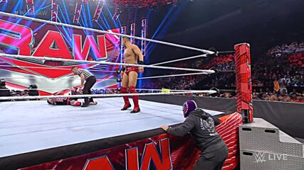 Dominik Mysterio vs. The Miz: Raw, Jan. 31, 2022