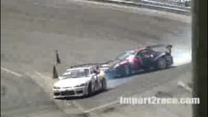 Mazda rx - 7 vs nissan 240sx drifting 