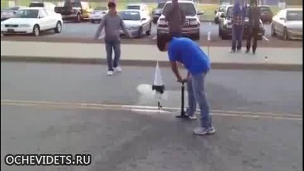 Много прости хора смях
