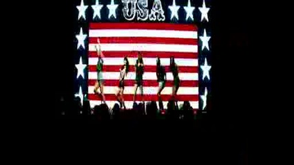 Miley cyrus - party in the usa /official video 