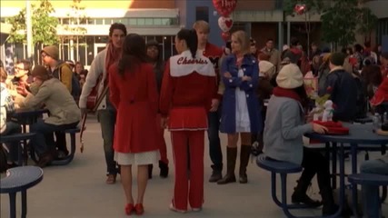 Glee - Full Performance of Stereo Hearts