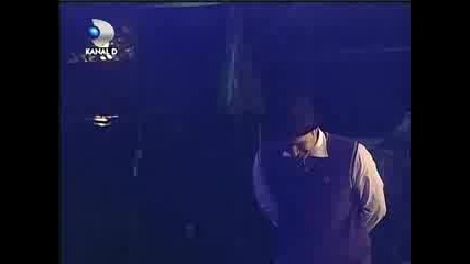 Marius Nedelcu da premiu pentru Best male la MTV RMA , 2008