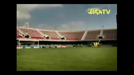Ronaldinho Vs Ronaldo